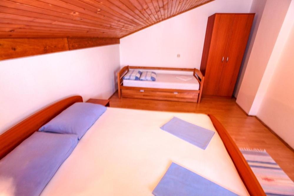 Apartments Dinko Новаля Екстер'єр фото