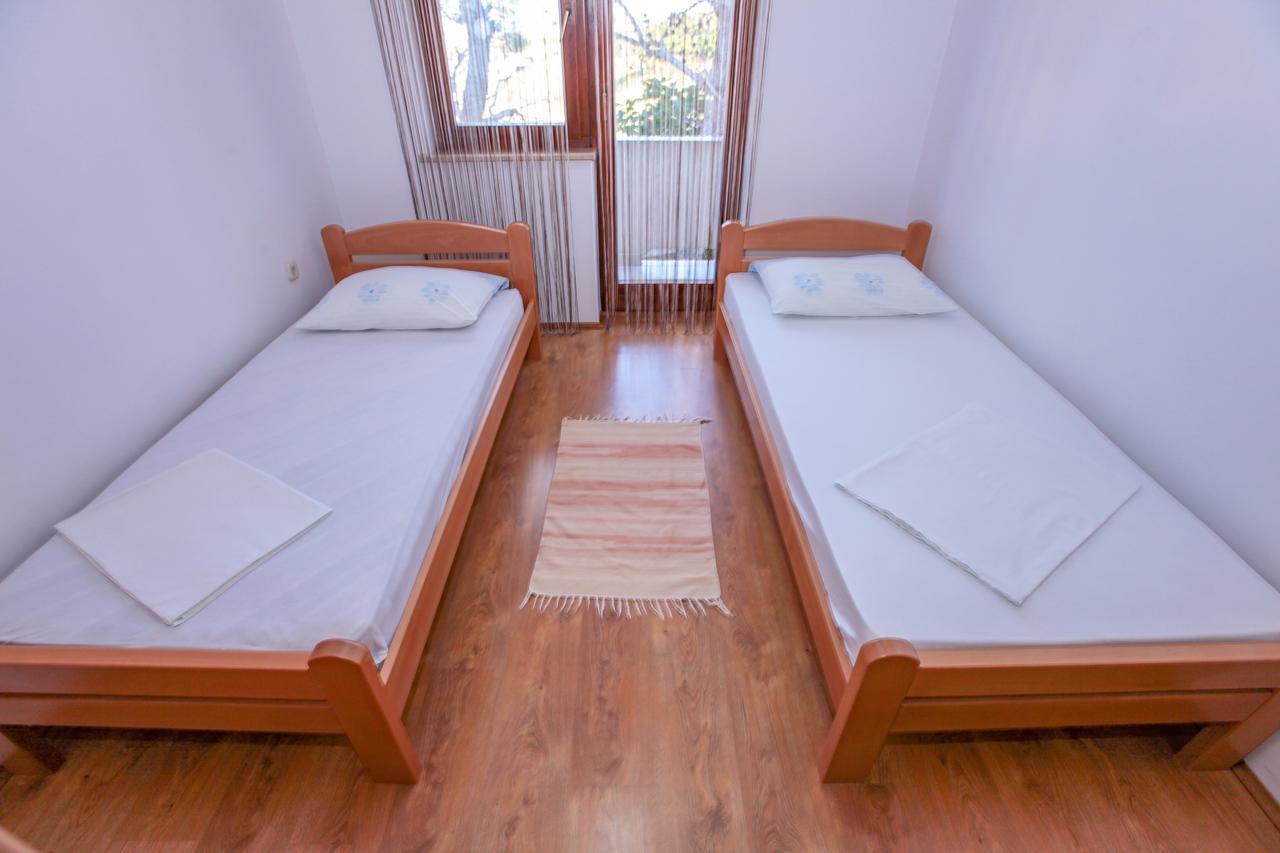 Apartments Dinko Новаля Екстер'єр фото